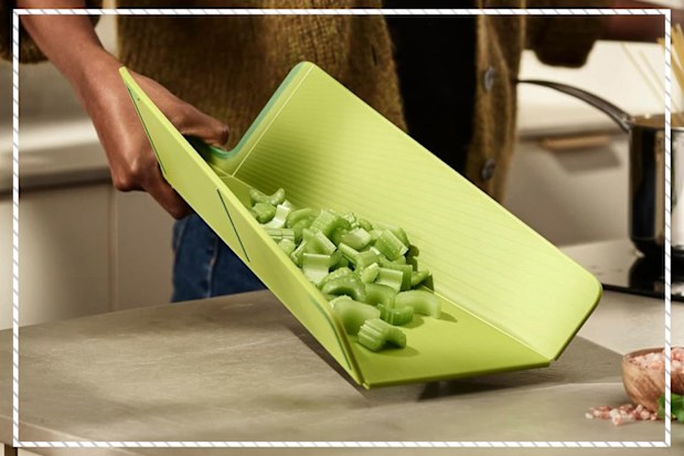 9PR: Joseph Joseph Chop2Pot Plus Folding Chopping Board, Green