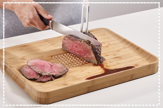 9PR: Joseph Joseph Cut&Carve Bamboo Chopping Board