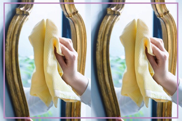 9PR: Tupperware Recycled Microfibre Window Towel