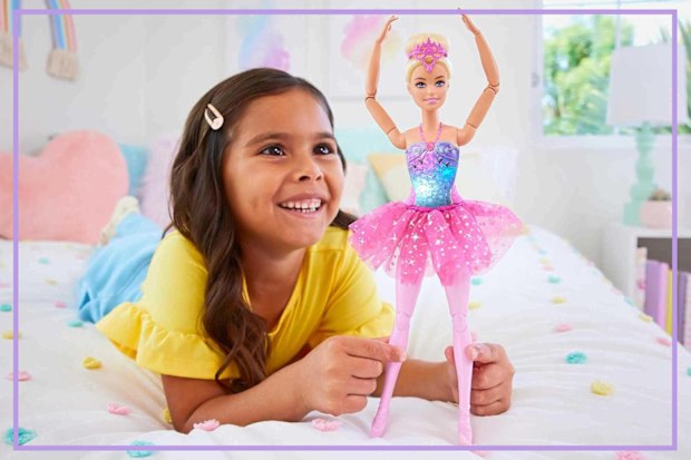 9PR: Barbie Dreamtopia Ballerina Doll