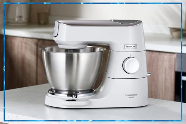 9PR: Kenwood Titanium Chef Baker XL Stand Mixer