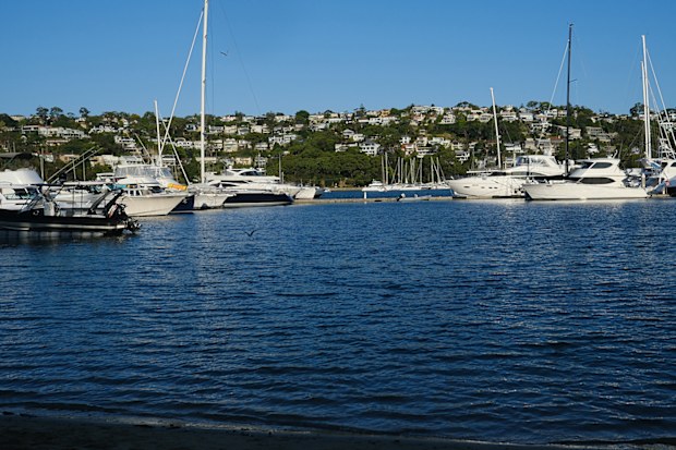 9PR: Middle Head photographed on Fujifilm X-M5