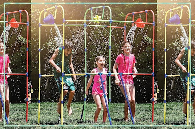 9PR: PUDDLE SPLASHERS Backyard Waterpark