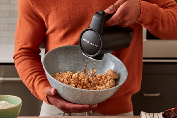 9PR: KitchenAid Cordless Go Hand Mixer