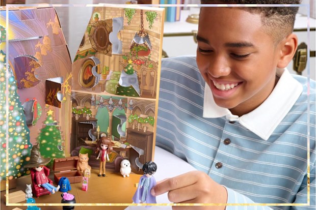 9PR: Wizarding World Harry Potter 24 Day Advent Calendar