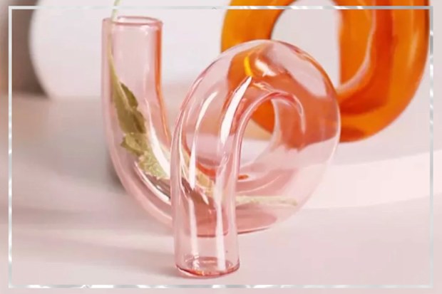 9PR: House of Nunu Twist Vase, Pink