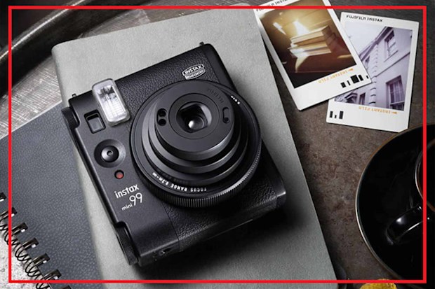 9PR: Instax Fujifilm Mini 99 Instant Camera