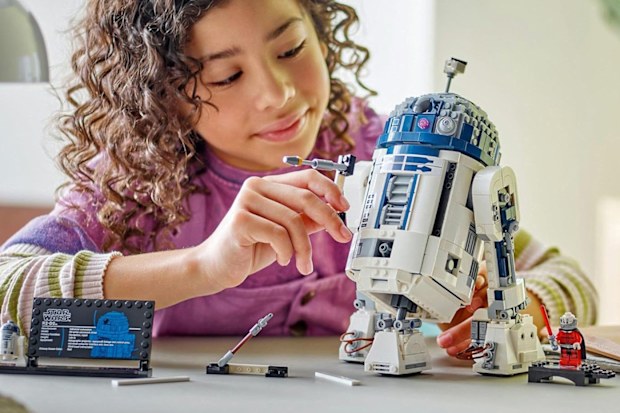 9PR: Lego Star Wars R2-D2 Toy Figure