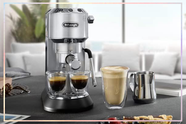 9PR: De'Longhi Dedica Arte Traditional Barista Pump Espresso Machine
