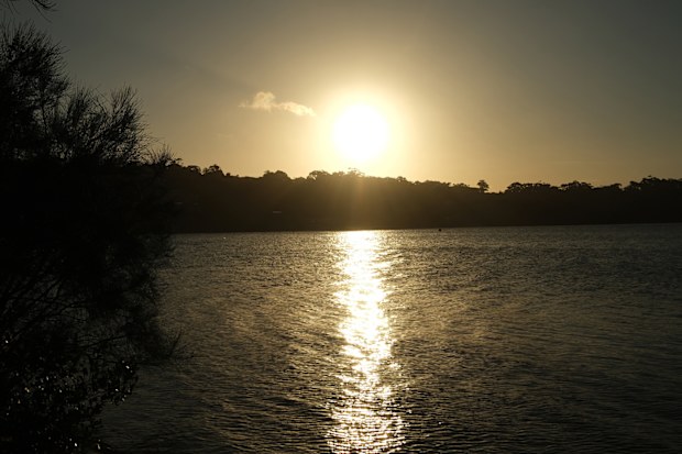 9PR: Sunset on Narrabeen Lake taken on Fujifilm X-M5