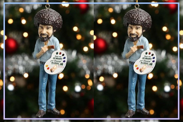 9PR: Christmas decorations