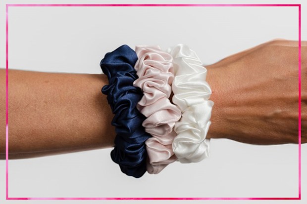 9PR: Scrunchies silk
