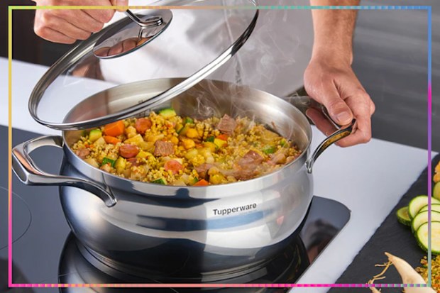9PR: Tupperware products 