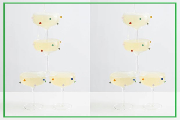 9PR: Maison Balzac Champagne Coupes