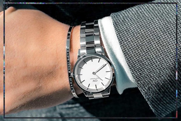 9PR: Daniel Wellington Iconic Link Watch