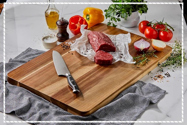 9PR: Swiss Diamond Long Grain Acacia Chopping Board
