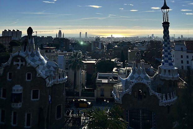 Freya Noble Barcelona on a budget travel