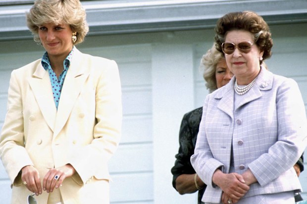 Princess Diana and the Queen, 1987