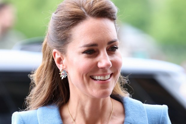 The Duchess of Cambridge arrives at the Closing Ceremony of the General Assembly of the Church of Scotland.