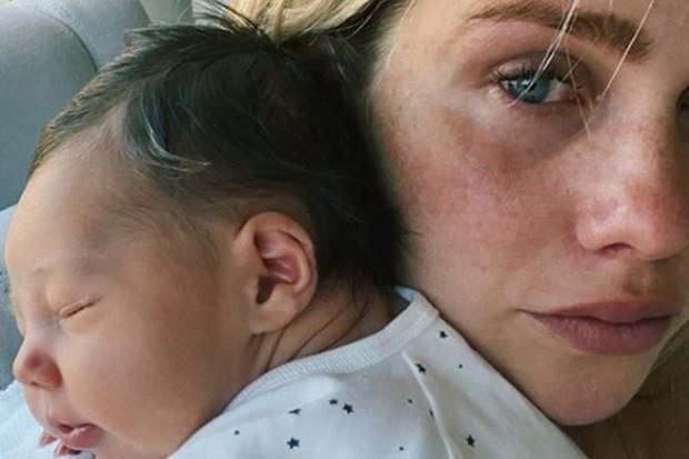 Claire Holt’s breastfeeding posts gains mums’ support