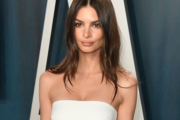 Emily Ratajkowski at the 2020 Vanity Fair Oscar party.