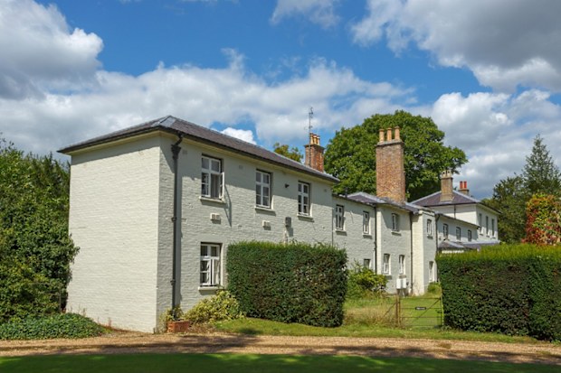 Frogmore Cottage main image.