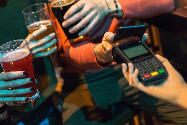 friends ordering drinks