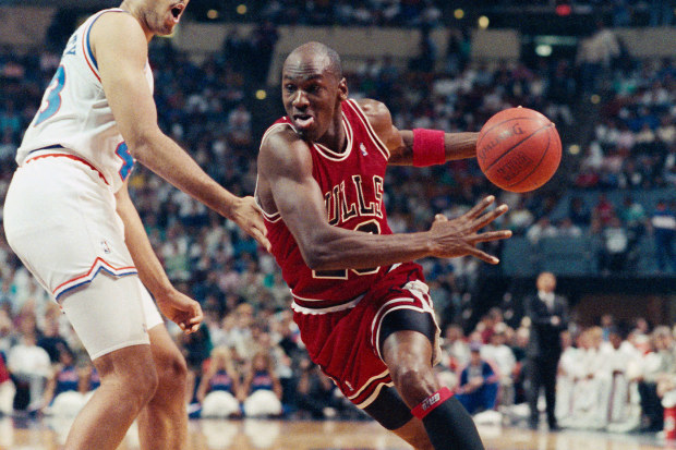 Mitchell's 71 points eclipsed the 69 Michael Jordan scored in Cleveland against the Cavaliers in the 1989-90 season