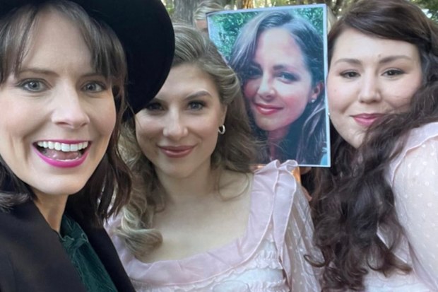 Rachel Baxter attended her friend's wedding virtually