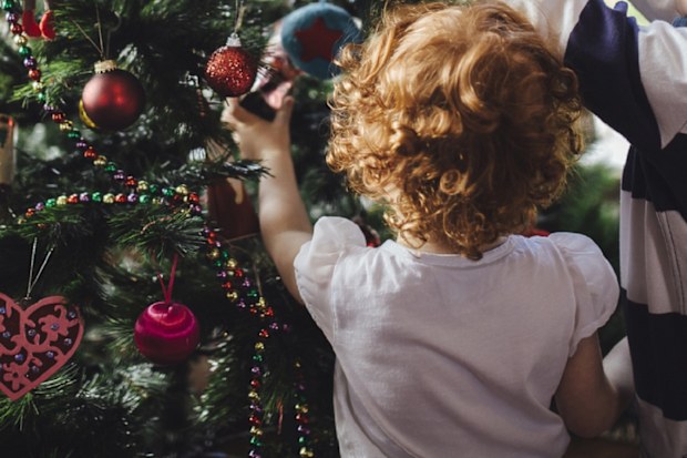 christmas on a budget family discussion
