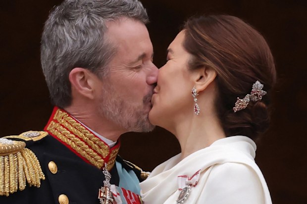 king frederik queen mary balcony kiss coronation 2024