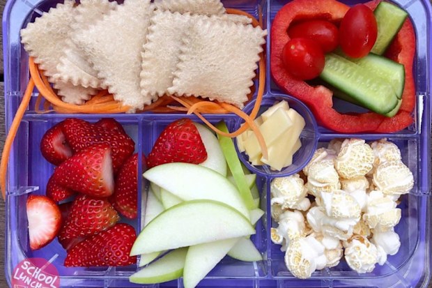 The Geelong father has gone viral for his creative lunches, and it's easy to see why!