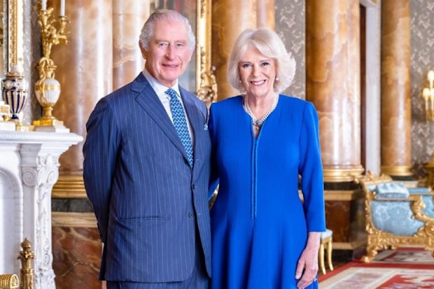king charles and camilla official photo coronation