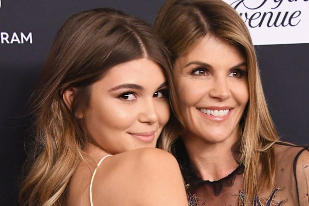 Olivia Jade Giannulli, Lori Loughlin