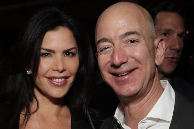Jeff Bezos new relationship with Lauren Sanchez following divorce