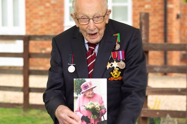 Captain Tom Moore gets birthday card from Queen