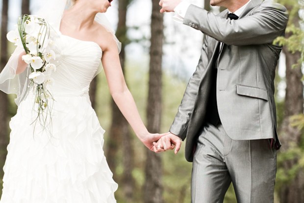 Bride quits work to plan $80k wedding, but demands her fiancé gets a second job