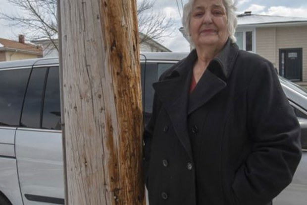 US woman receives electricity bills addressed to telegraph pole