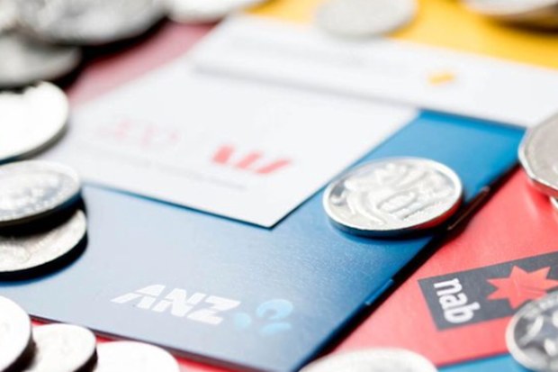 Australians urged to set up 'crisis' budget 