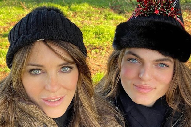 Elizabeth Hurley, Damian Hurley, selfies, Christmas, lookalike, son, mother