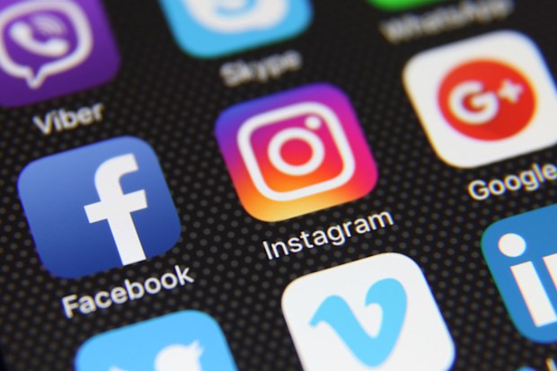 Talking Honey Social media oversharing 