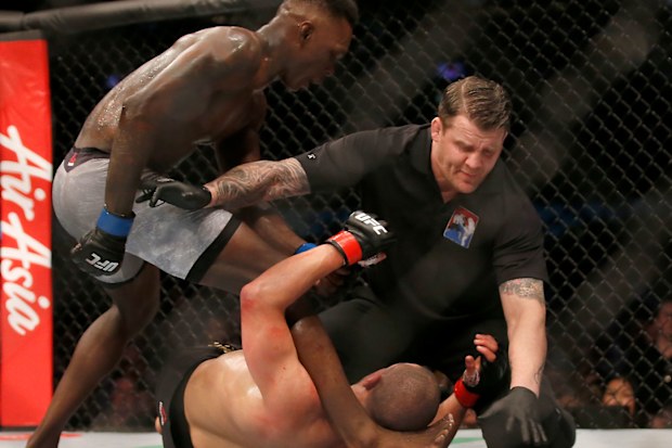 Robert Whittaker vs Israel Adesanya