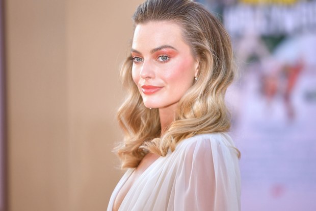 Margot Robbie Youngcare