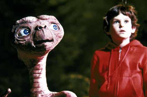  E.T. and Elliot reunite, short film