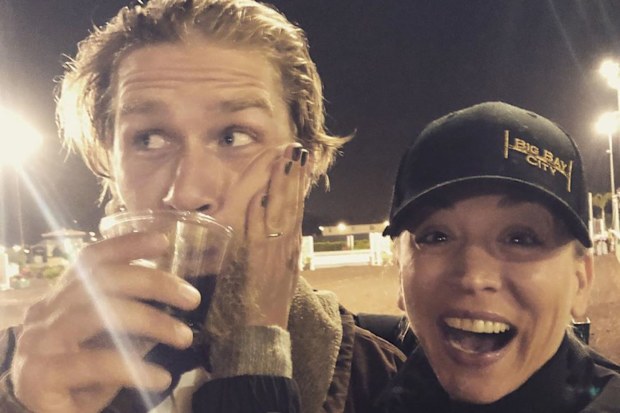 Kaley Cuoco, Karl Cook, horse show