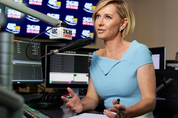 Deb Knight at 2GB