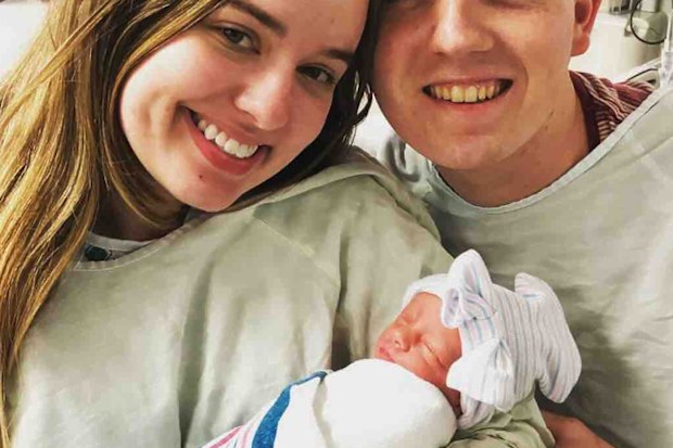 Woman gives birth after mistaking labour pains for kidney stones