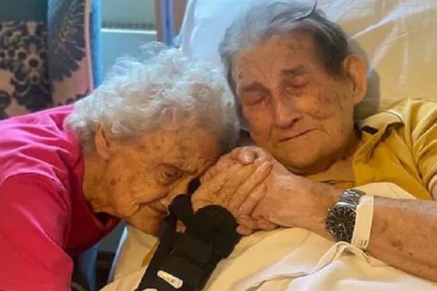 Tollesby Hall Care Home couple reunited Facebook