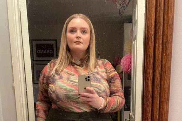 Louise McSharry plus size model