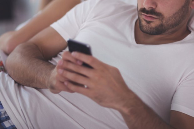 Cheating infidelity texting